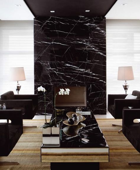 TREND ALERT || Black Marble – ON DESING INTERIORS Black Marble Fireplace, Black Marble Wall, Marble Accent Wall, Brown Accent Wall, Fireplace Accent Walls, Accent Wall Design, Fireplace Mantel Surrounds, Classic Fireplace, Marble Fireplace Surround