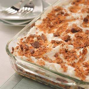 Makeover Toffee Crunch Dessert Butterfinger Delight, Butterfinger Dessert, Chocolate Lush, White Chocolate Balls, Butterfinger Recipes, Butter Finger Dessert, Tiramisu Ice Cream, Toffee Dessert, Desserts To Bake