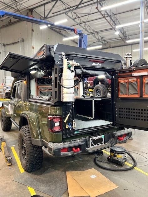 Jeep Gladiator Alu Cab, Overland Jeep Gladiator, Alu Cab Canopy Camper, Jeep Gladiator Overland Build, Jeep Gladiator Camping, Jeep Gladiator Camper, Jeep Gladiator Overland, Overland Accessories, Aev Jeep