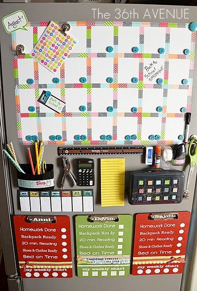 No matter how you feel about the start of a new school year, these 15 back to school organization ideas will help you transition into the fall schedule with ease. Family Command Centers, Themed Powerpoint, Escuela Diy, Home Command Center, Homework Organization, Homework Station, Family Command Center, Back To School Organization, Organization Station