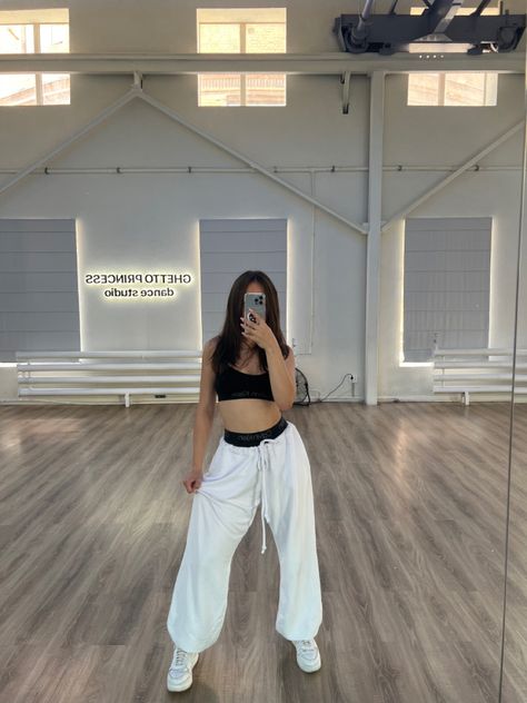 Ally Morales, Dominic Russo, Contemporary Dance Outfits, Dance Class Outfit, Lucy Score, Dance Motivation, Neural Pathways, Dance Style Outfits, Class Outfits