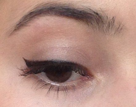 winged liner love Small Black Winged Eyeliner, Mini Winged Eyeliner, Eyeliner No Wing, Baby Wing Eyeliner, Small Winged Eyeliner, Eyeliner For Big Eyes, How To Do Winged Eyeliner, Winged Eye, Facial Makeup