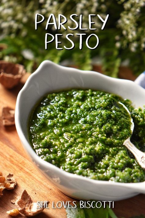 It only takes 10 to 15 minutes to create this delicious parsley pesto recipe that you can use on a wide variety of foods. Parsley Pesto Recipe, Easy Pesto Recipe, Italian Sauces, Italian Pesto, Parsley Recipes, Parsley Pesto, Garden To Table, Basil Recipes, Italian Sauce