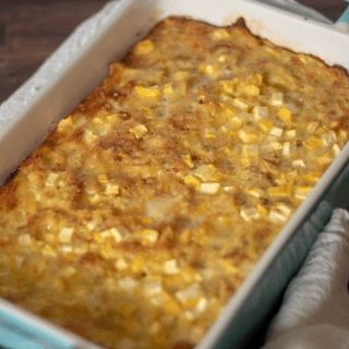 Keto side dish! This recipe for keto corn pudding is so delicious and tastes so much like the real thing that you won't believe it's actually low carb! #thismomsmenu #ketorecipe #lowcarbrecipes #sidedish #keto Mexican Street Corn Salad, Keto Side, Corn Pudding, Keto Casserole, Corn Casserole, Low Carb Side Dishes, Keto Side Dishes, Corn Salads, Low Carb Desserts