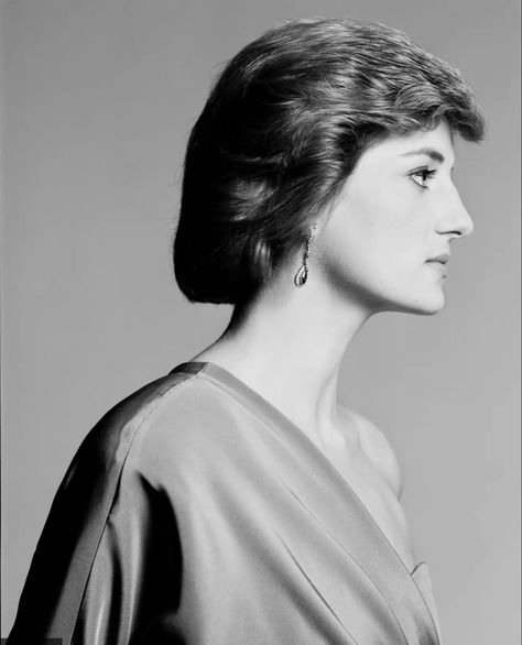 Diana Photoshoot, Royal Photography, Unseen Images, Diana Dors, Wedding Anniversary Photos, David Bailey, Diana Princess Of Wales, Princes Diana, Diana Fashion