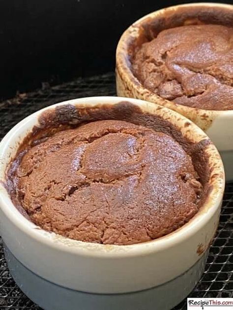 Recipe This | Air Fryer Mug Cake (2 Quick Ways) Mug Cake Easy, Air Fryer Recipes Dessert, Recipes Using Cake Mix, Slow Cooker Times, Vanilla Mug Cakes, Make A Mug, Winter Cooking, Air Fryer Recipes Chicken, Cake Easy