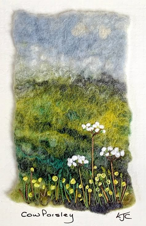 Felt And Embroidery, Tovad Ull, Artwork Portfolio, Felt Wall Hanging, Needle Felting Diy, Wool Felt Projects, Wet Felting Projects, Felted Wool Crafts, Textile Art Embroidery