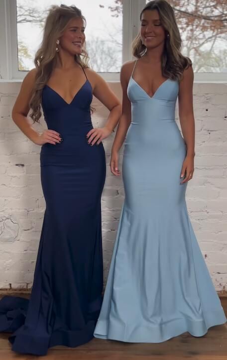 Fitted Formal Dress Long, Original Prom Dresses, Blue Prom Dresses, Fitted Gown, Cute Formal Dresses, Prom Inspo, Deb Dresses, Light Blue Dress, Prom Dresses Yellow