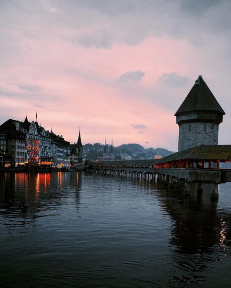 Luzern Switzerland, Switzerland Travel, January 15, San Francisco Skyline, Europe Travel, Switzerland, Vision Board, Louvre, Building