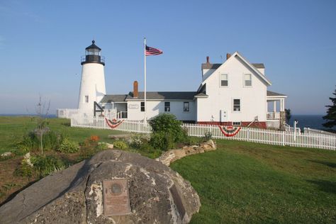 2022 BIG Guide to Maine Lighthouses You Must Explore 8 Southern Maine Coast, Lighthouse Maine, Famous Lighthouses, Monhegan Island, Portland Head Light, Maine Lighthouses, Southern Maine, Visit Maine, Mount Desert Island