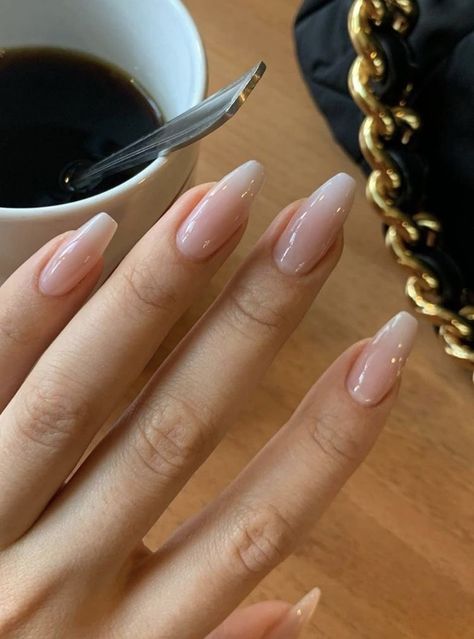 Nails For Bride, Casual Nails, Classy Acrylic Nails, Wedding Nails For Bride, Wedding Nails Design, Nails Wedding, Soft Nails, Nagel Inspo, Oval Nails