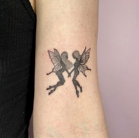 Lesbian Fairy Tattoo, Matching Fairy Tattoos, Fairies Tattoo, Matching Friend Tattoos, Nyc Tattoo, Cute Tats, Fairy Tattoo, Fairy Friends, Stick And Poke