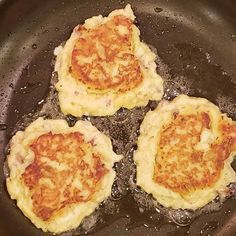 Fried Mash Potatoes Patties, Leftover Mashed Potatoes What To Do With, Easy Potato Cakes From Mashed Potatoes, What To Make With Leftover Mashed Potatoes, Potato Cakes From Mashed Potatoes, Tater Cakes, Leftover Mashed Potato Cakes, Potatoes Cakes, Fried Potato Patties