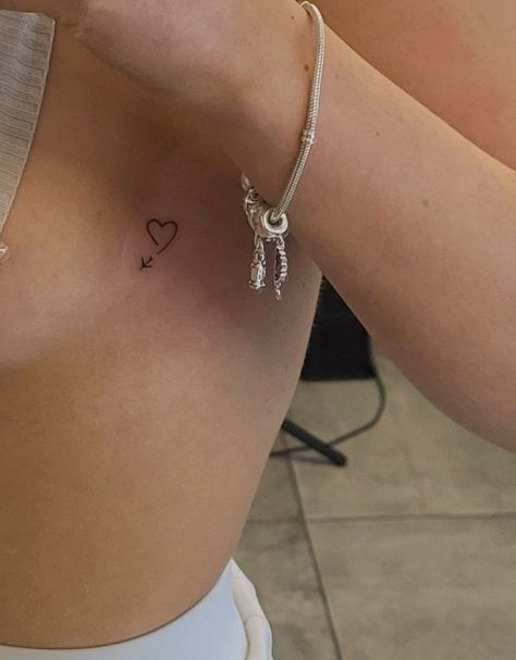 Heart Minimalist Tattoo, Travel Tattoo Ideas, Small Rib Tattoos, Heart Minimalist, Travel Minimalist, Minimalist Tattoo Small, Rib Tattoos For Women, Basic Tattoos, Hidden Tattoos