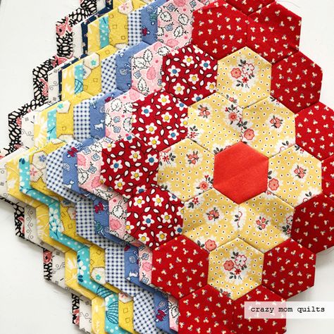 Patchwork Hexagonal, Ten Mark, Hexie Patterns, Pretty Snow, Hexie Quilts Patterns, 4 Patch Quilt, Hexagon Quilt Pattern, Hexagon Patchwork, Hexie Quilt