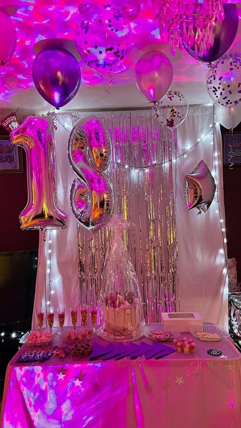 2000s Party Decor, Pink 16th Birthday Party, Euphoria Themed Party, 16th Birthday Party Decorations, Hot Pink Birthday Party, Trashy 2000s, Hot Pink Birthday, 20th Bday, 23 Birthday