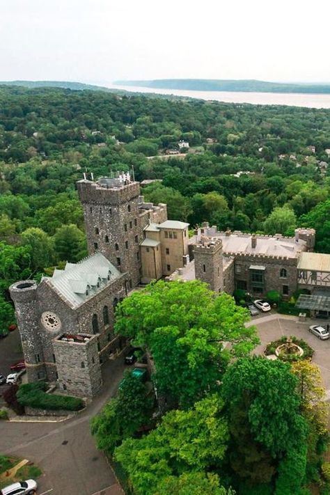 Magical Castle Hotels In Tarrytown, New York Tarrytown New York, York Castle, Magical Castle, Historic Landmarks, Castle Hotel, Travel Route, Dream Places, Sleepy Hollow, Hudson River