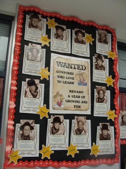 Western Themed Classroom and Back To School Bulletin Board Idea Back To School Displays, School Display, Clutter Free Classroom, Wild West Theme, Printable Classroom Decor, Back To School Bulletin Boards, Class Theme, School Displays, Teacher Planning