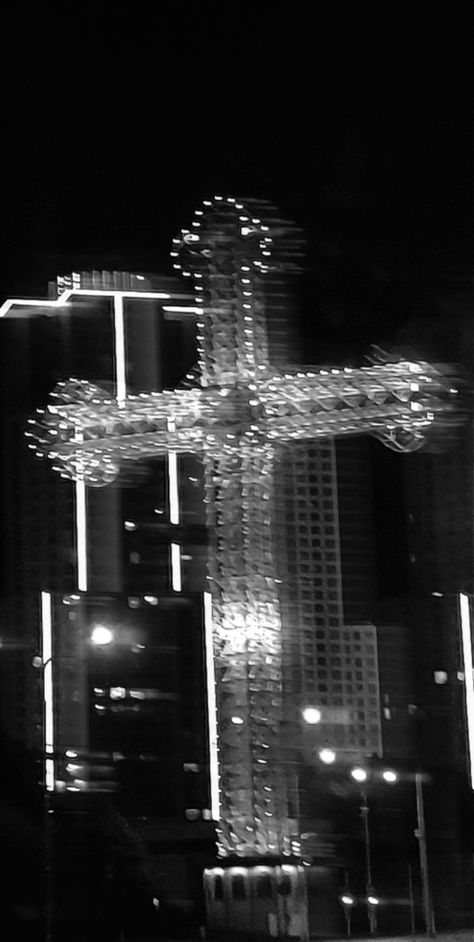 Edgy Christian Wallpaper, Cross Dark Aesthetic, Black Cross Aesthetic, Dark Cross Wallpaper, Alternative Christian Aesthetic, Cross Asthetic Picture, Cross Lockscreen, Orthodox Cross Wallpaper, Black Cross Wallpaper