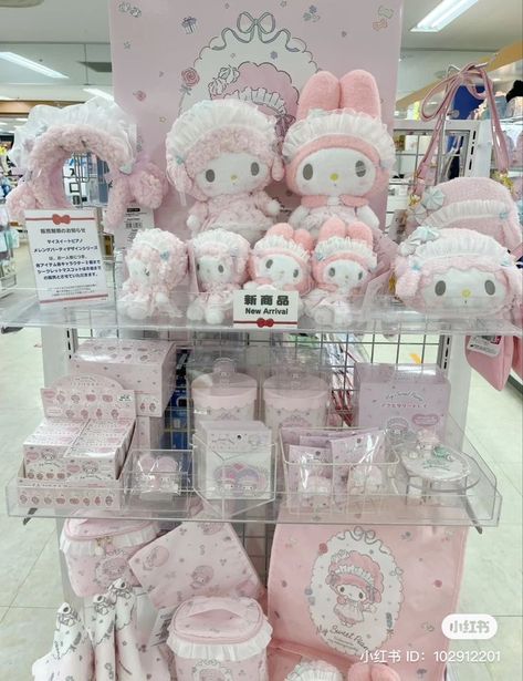 Hello Kitty Merchandise, Melody Hello Kitty, Cute Bedroom Ideas, Cute Posts, Kawaii Plushies, Cute School Supplies, Pastel Pink Aesthetic, Hello Kitty My Melody, Pink Girly Things