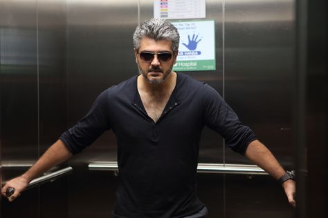 AJITH REVEALS ‘AARAMBAM’ TITLE (UNOFFICIAL EDITED VERSION) – TRAILER http://www.gtamilcinema.com/2013/08/03/arambam-unofficial-trailer/ Yennai Arindhaal, Ajith Kumar, Latest Hd Wallpapers, Facebook Profile Picture, Actor Picture, Actors Images, Social Media Trends, Tamil Movies, Actor Photo