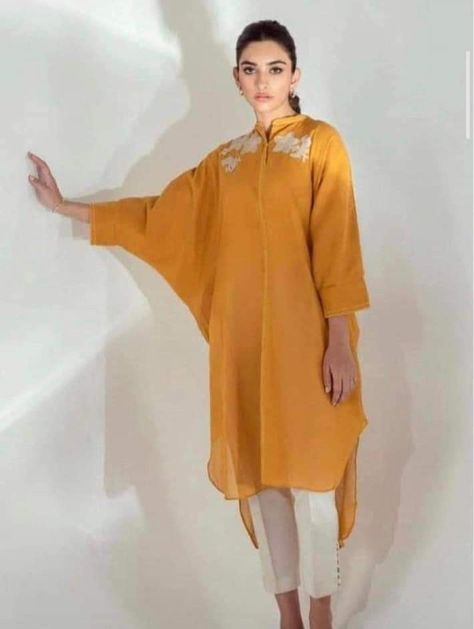 Kaftan Pattern Kurti, Diwali Suit, Unique Kaftan Designs, Short Kaftan Tops, Cotton Dress Summer Casual, Baggy Sleeves, Coord Sets, Kaftan Designs, Lace Dress Design