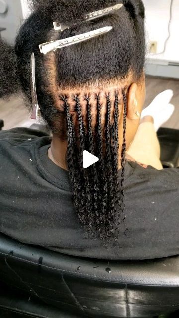 Root Locs With Extensions, Diy Micro Locs Starter, How To Do Micro Locs, Micro Interlocks, How To Interlock Locs, Starter Locs With Curly Ends, Micro Locs Starter, Mini Locs, 1 Vs 1