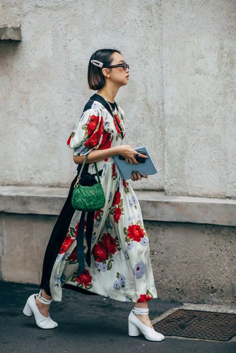 The Best Street Style at Milan Fashion Week Spring 2020 | POPSUGAR Fashion Madame Vionnet, Fashion Study, Girls Squad, Milan Fashion Week Street Style, New Street Style, Street Snap, Ciao Bella, Popsugar Fashion, Plunge Dress