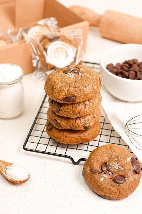 Chocochip Cookies photography productphotographer foodphotographer foodpic cookiesphotography Cookie Photography Colorful, Cookies Photography Ideas Photo Shoot, Cookies Photography Ideas Inspiration, Cookies Photography Styling, Cookies Photoshoot, Cookie Photoshoot, Chocochip Cookies, Cookies Photography, Food Photography Cake