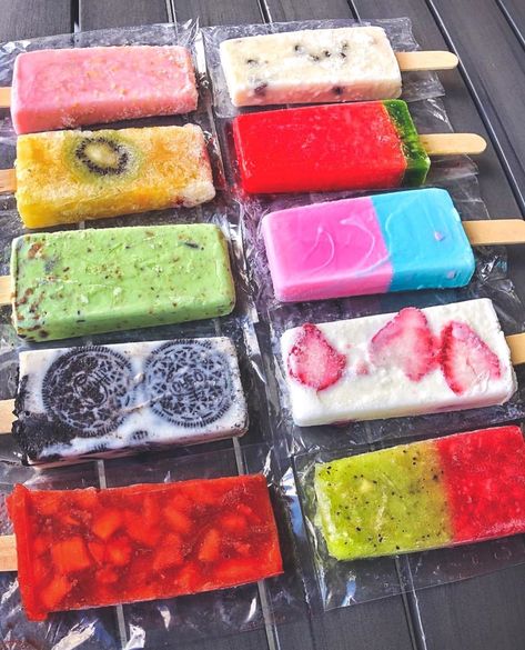 La Michoacana Gourmet on Instagram: “Tag a friend who would love this ❤️. Come try our delicious Paletas and get 10% OFF YOUR RNTIRE BILL TODAY 😃‼️. We are located at 📍927 S…” Mexican Ice Cream, Ice Cream Pictures, Types Of Ice Cream, Ice Cream Business, Ice Candy, Mexican Snacks, Trendy Food, Ice Lolly, Popsicle Recipes