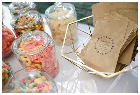 Wedding Candy Bar Favors, Candy At Wedding, Candy Bar At Wedding, Candy Bar For Wedding, Small Candy Bar, Candy Station Wedding, Candy Bar Wedding Favors, Wedding Snack Bar, Candy Bar Favors