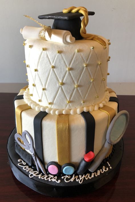 Black & Gold Cosmetology Graduation Cake - Adrienne & Co. Bakery Cosmetology Cake, Esthetician Graduation, Beauty School Graduation, Graduation Sheet Cakes, Graduation Cake Ideas, Cosmetology Graduation, College Graduation Cakes, Graduation Cap Decoration Diy, School Cake