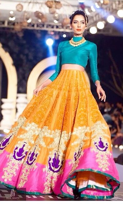 What a vibrant piece! Ali Xeeshan, Saree Bollywood, Salwar Kamiz, Desi Clothes, Patiala Salwar, Indian Couture, Kitenge, Lehenga Designs, Indian Attire