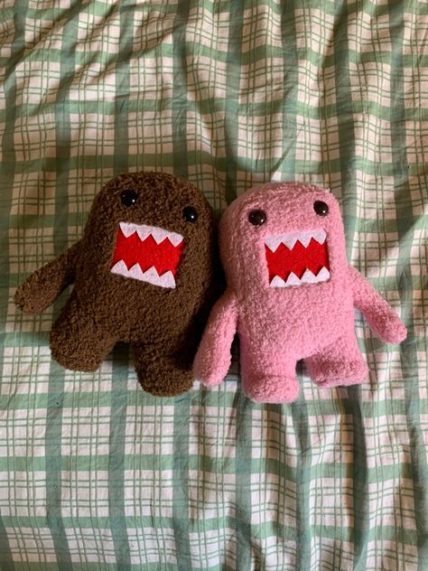 Domo Kun Tattoo, Cool Plushies, Domokun Plush, Domo Aesthetic, Domo Crochet Pattern, Domo Tattoo, Domo Painting, Domo Kun Plush, Domo Keychains