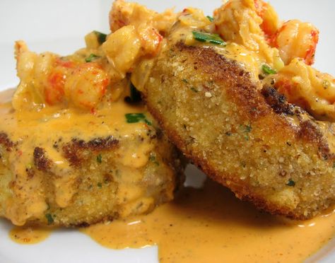 Crawfish Sauce, Emeril Recipes, Emeril Lagasse Recipes, Grit Cakes, Crawfish Recipes, Cajun Creole Recipes, Cheese Grits, Creole Recipes, Andouille