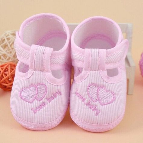 Boys Tennis Shoes, Baby Mode, Girls Shoes Sneakers, Toddler Girl Shoes, Shoes Canvas, Toddler Sneakers, Chic Shoes, Warm Shoes, Soft Shoes