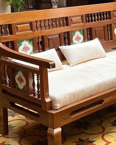 Iconic Fordable Wooden Sofa With Drawers Designs | Latest Designs Check Out | Home Decor Ideas Shisham Wood Sofa, Teakwood Sofa Set, Wooden Sofa Set Designs Indian, Sofa Styling Ideas, Diwan Furniture, Diwan Sofa, Teakwood Sofa, Indian Sofa, Living Room Indian