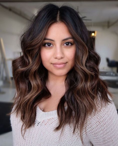 Dark Hair Color, Balayage Ideas, Colouring Ideas, Warm Brunette, Hair Colouring, Black Hair Balayage, Brunette Hair With Highlights, Balayage Hair Dark, Dark Hair With Highlights