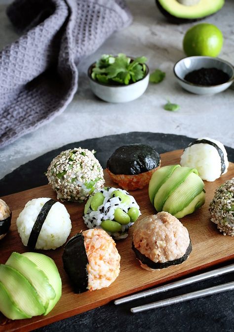 Vegan Onigiri - Japanese Stuffed Rice Balls • Green Evi Vegan Onigiri, Stuffed Rice Balls, Japanese Onigiri, Making Sushi, Vegan Japanese, Thai Beef, Vegan Sushi, How To Make Sushi, Rice Balls