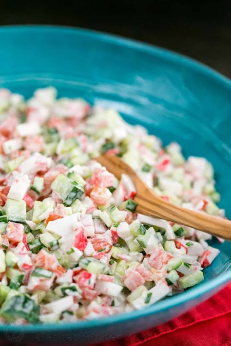 Crab Salad with Cucumber and Tomato Recipe - Natasha's Kitchen Crab Meat Salad, Salad With Cucumber, Salad Macaroni, Cucumber And Tomato, Crab Salad Recipe, Salads For Parties, Meat Salad, Salad Appetizer, Grape Salad