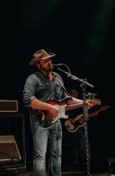 Randy Houser, San Diego Houses, Concert Photos, Country Concert, Country Concerts, Concert Outfit, Cowboy Hats, San Diego, Concert