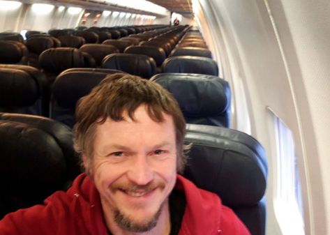 Man Gets Entire Plane to Himself After Booking Mistake: 'A Once in [a] Lifetime Experience' Commercial Plane, Private Plane, Airline Flights, Samos, Travel Articles, Boeing 737, Crew Members, Air France, Northern Italy