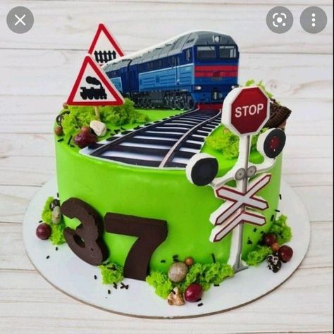 Cake Train, Cakes Without Fondant, Cake Transport, Decor Tort, Train Birthday Cake, 6th Birthday Cakes, Chocolate Cake Designs, Bolo Minnie, Truck Cakes