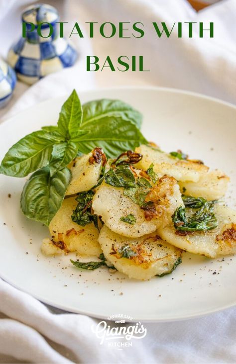 Potatoes with Basil - The Easy Side Dish Flavorful Broccoli, Individual Meatloaf, Champagne Dressing, Pasta Creamy, Salads To Go, Meat Dish, Easy Summer Dinners, Rigatoni Pasta, Lemon Pasta