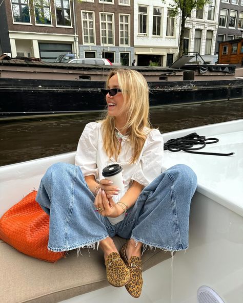 advertentie - 24h in amsterdam ⭐️⭐️🍒⭐️ spoiled by @myjewellery Minimalist Spring Outfits, Amsterdam Style, Amsterdam Outfit, Fashion Style Outfits, Amsterdam Fashion, Animal Print Outfits, Model Street Style, Winter Outfit Inspiration, London Street Style