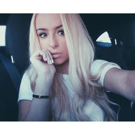 Tana Mongeau Remi Cruz, Sophia Mitchell, Bleach And Tone, Tana Mongeau, Girl Crushes, First Girl, Girl Crush, Favorite Person, Role Models