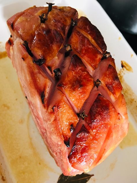 Honey Roast Gammon, Honey Glazed Gammon, Honey Mustard Glaze, Roasted Ham, Honey Mustard Sauce, Baked Ham, Best Cake Recipes, Air Fryer Recipes Easy, Buffet Food