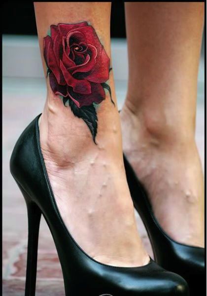 What goes best with black pumps? A red rose ankle tattoo, of course! #InkedMagazine #rose #ankle #tattoo Yellow Rose Tattoo, Tattoo On Ankle, Rose Tattoo On Ankle, Rik Lee, Ankle Tattoo Designs, Tattoo Trend, Red Rose Tattoo, Tattoo Designs For Girls, Girly Tattoos