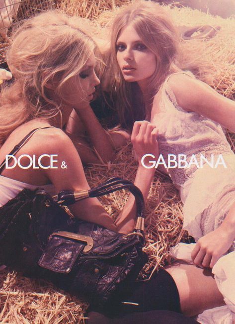 Dolce & Gabbana S/S 2006 (Dolce & Gabbana) 2006 Fashion, Julia Stegner, Anja Rubik, Fashion Campaign, Fashion Ads, Vs Models, Steven Meisel, Model Aesthetic, Model Life