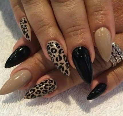 Unghie autunno 2019: le migliori nail art da copiare - Glamour.it Cheetah Print Nails, Valentine Nail, Leopard Print Nails, Black Nail Art, Print Nails, Her Nails, Leopard Nails, Animal Print Nails, Print Ideas